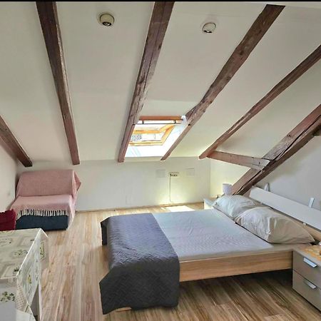 Rooms In Split Bagian luar foto